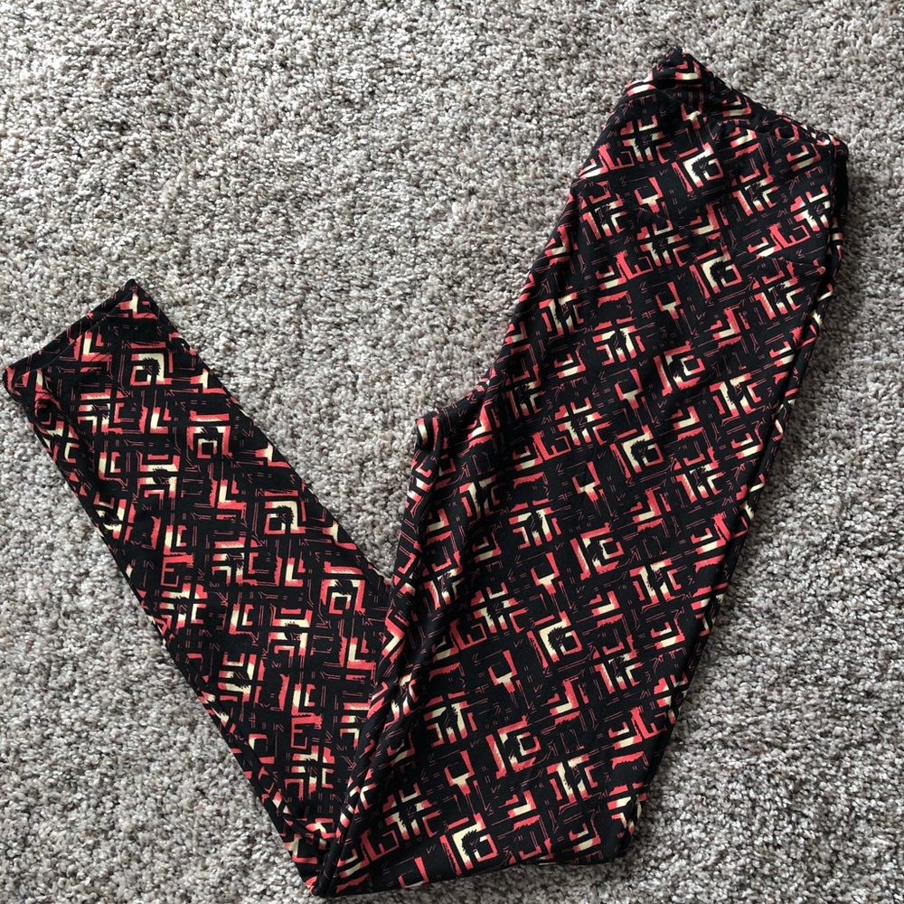 NEW Lularoe leggings OS